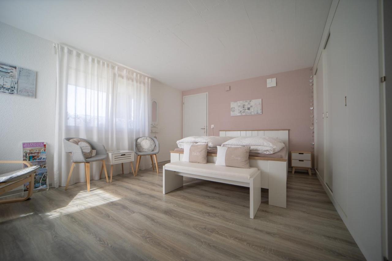 Studio Living... Langnau Exterior photo