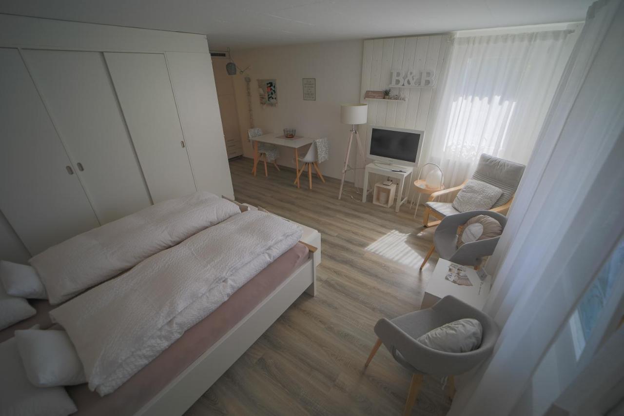 Studio Living... Langnau Exterior photo